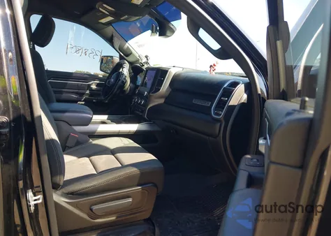 2020 Ram 1500 Big Horn 4X4 6'4 Box из США, поврежденный, VIN 1C6RRFBGXLN367111